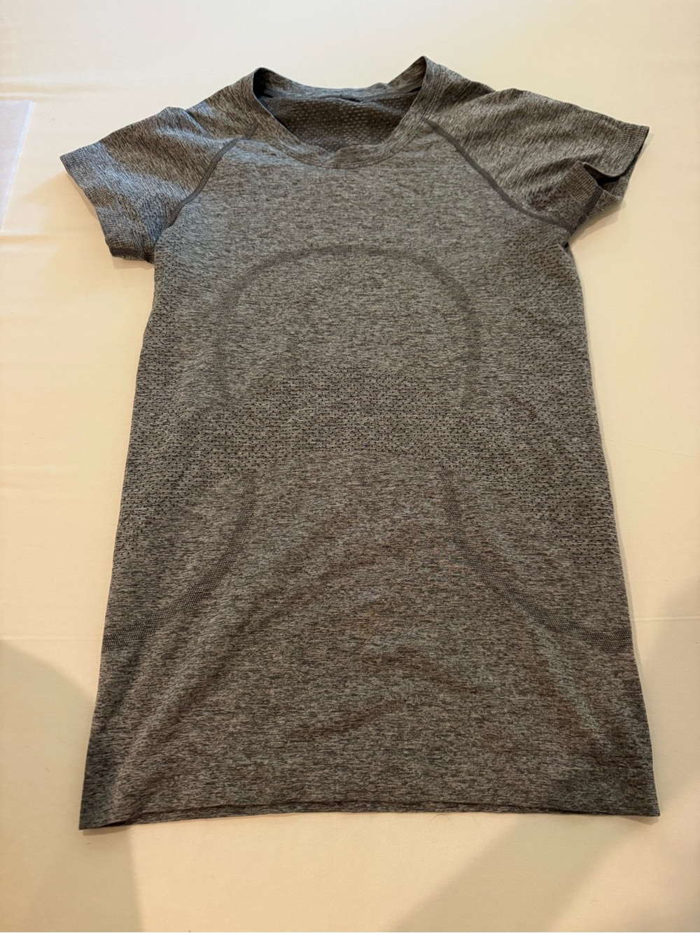 lululemon athletica Gray Short Sleeve Seamless Tee